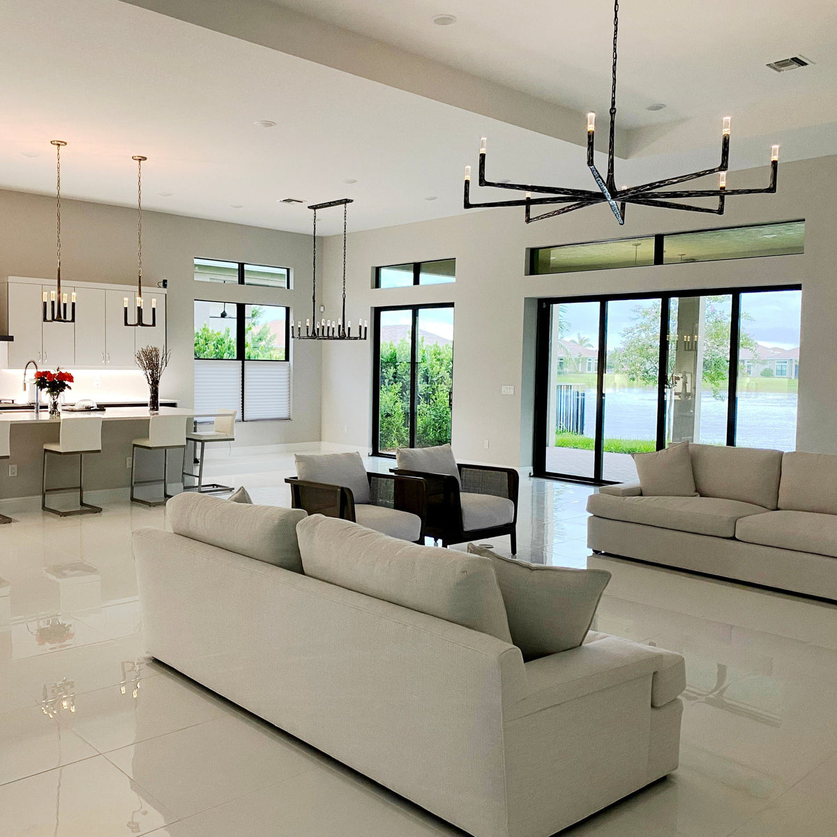 Thaddeus Linear Chandelier 72"