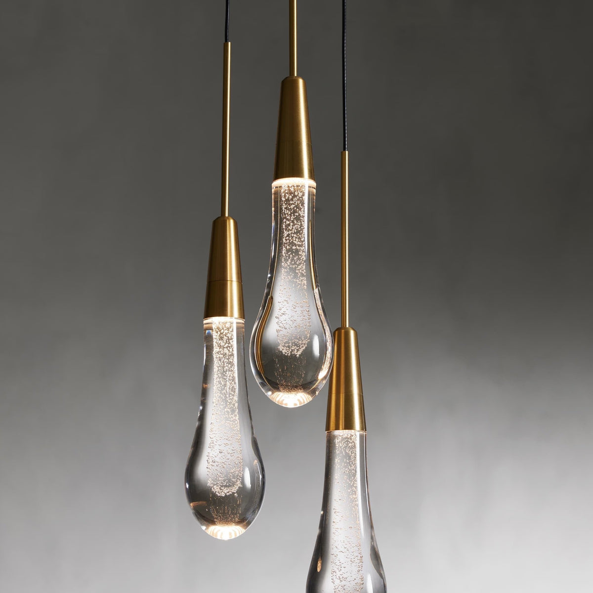 Solitaire Single/3-Light Pendant