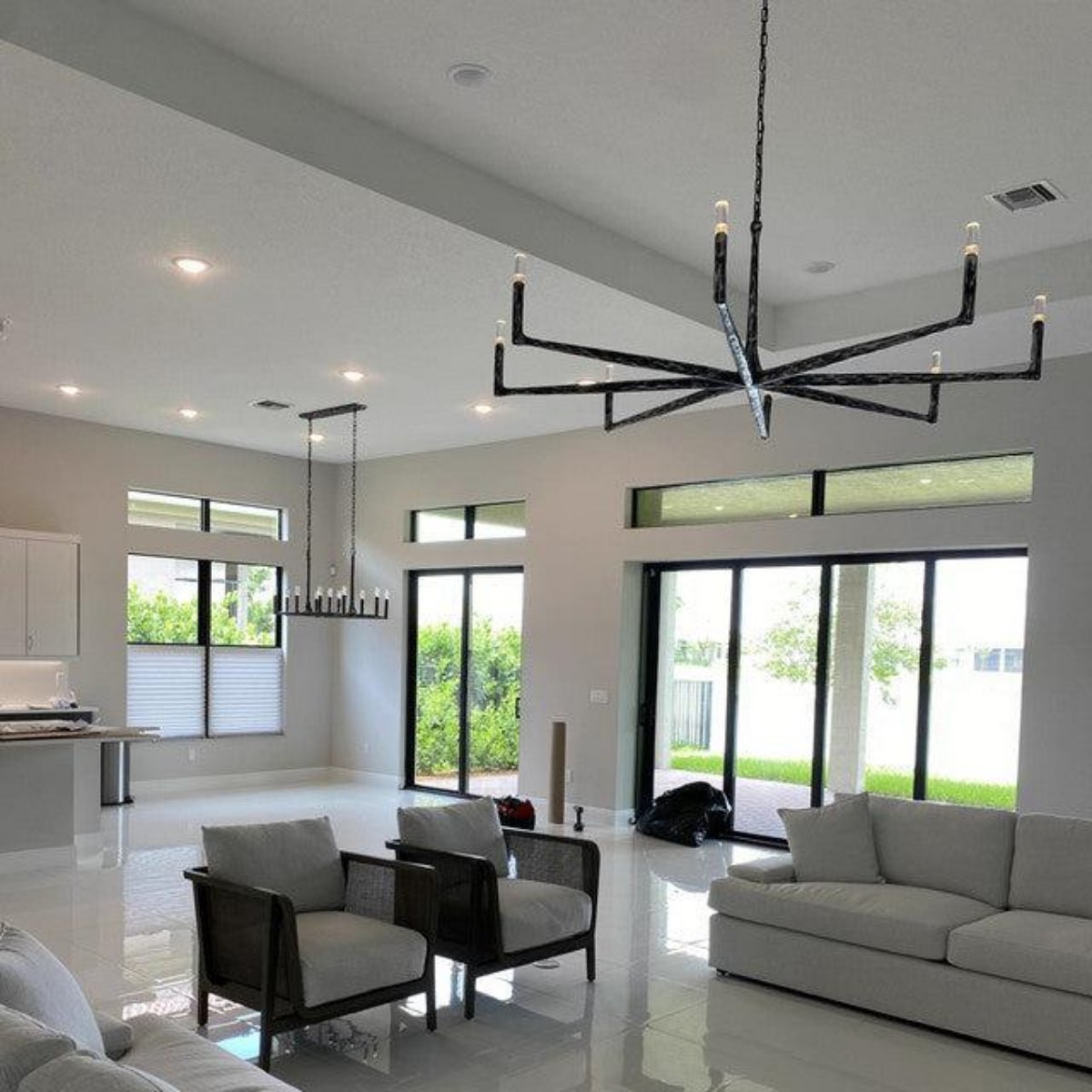 Thaddeus Round Chandelier 48"