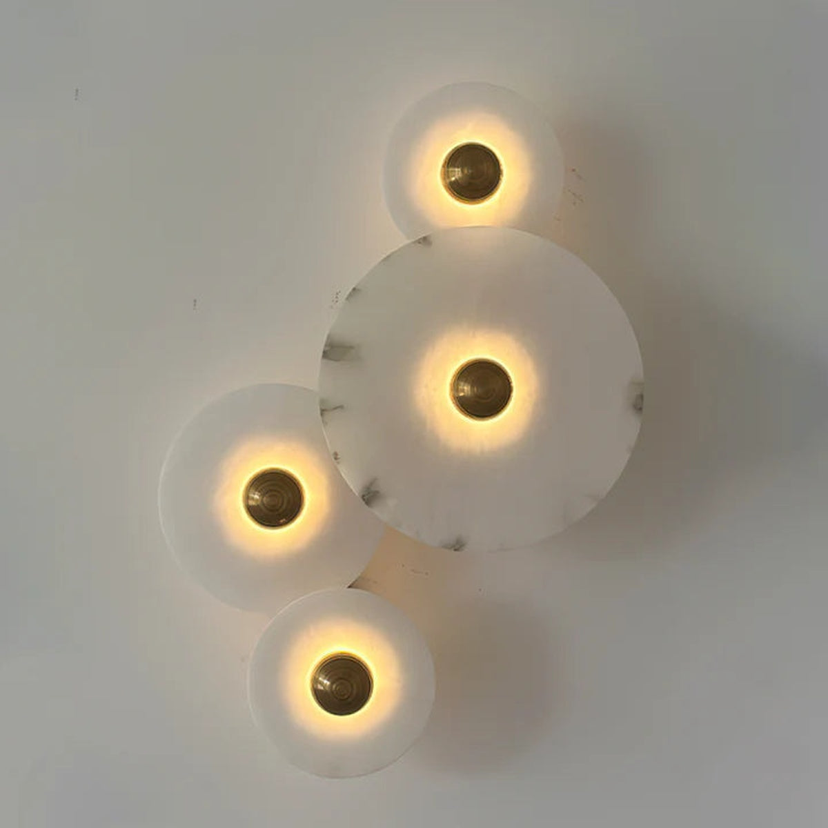 Modern Beran Alabaster Wall Lamp