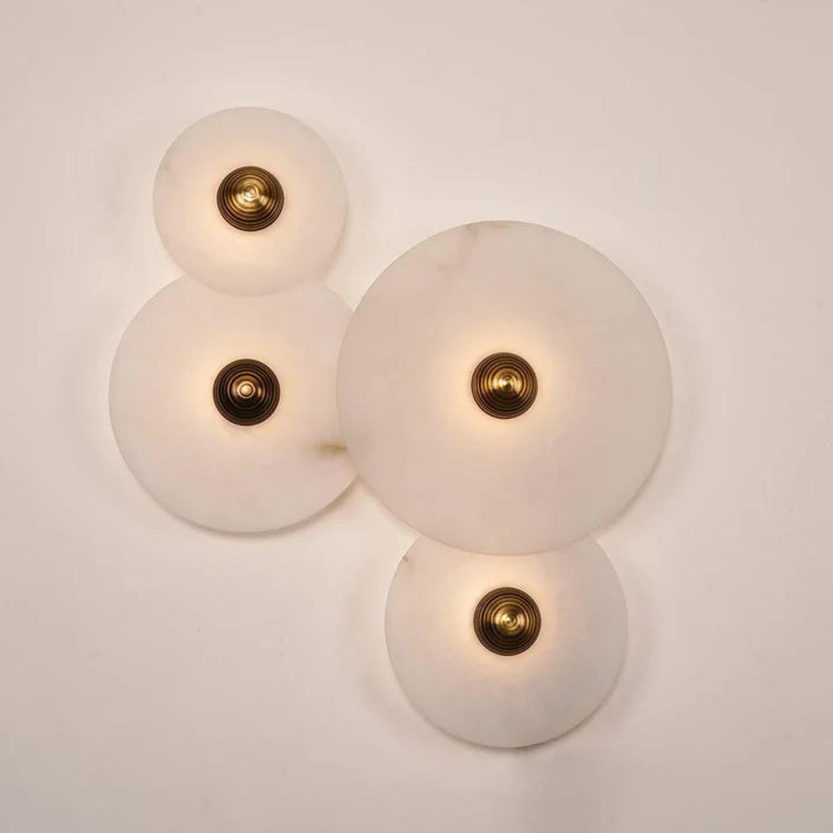 Modern Beran Alabaster Wall Lamp