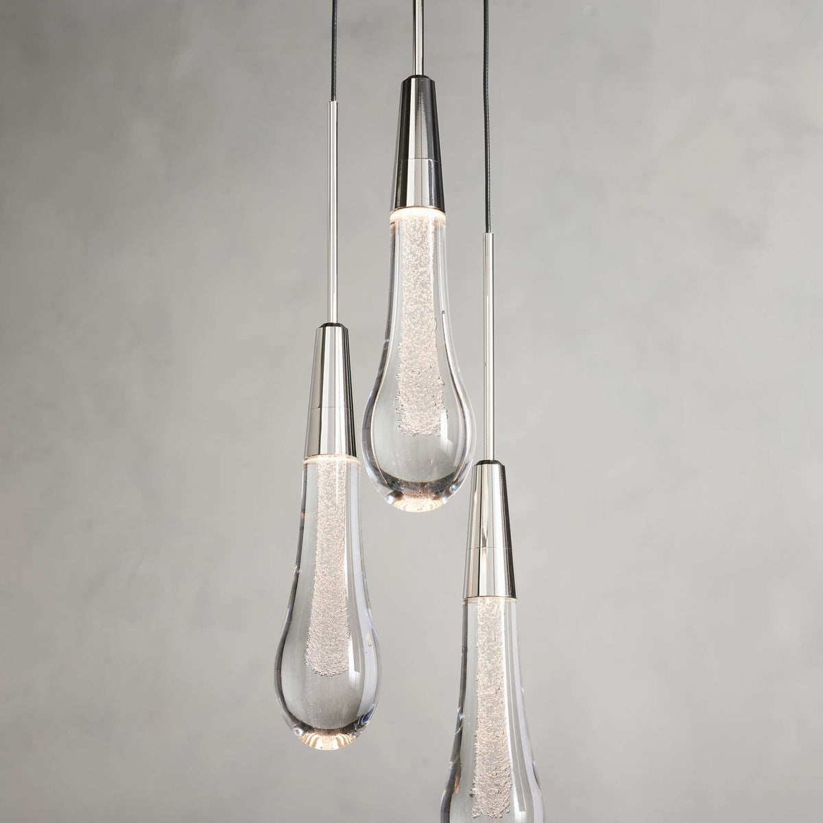 Solitaire Single/3-Light Pendant