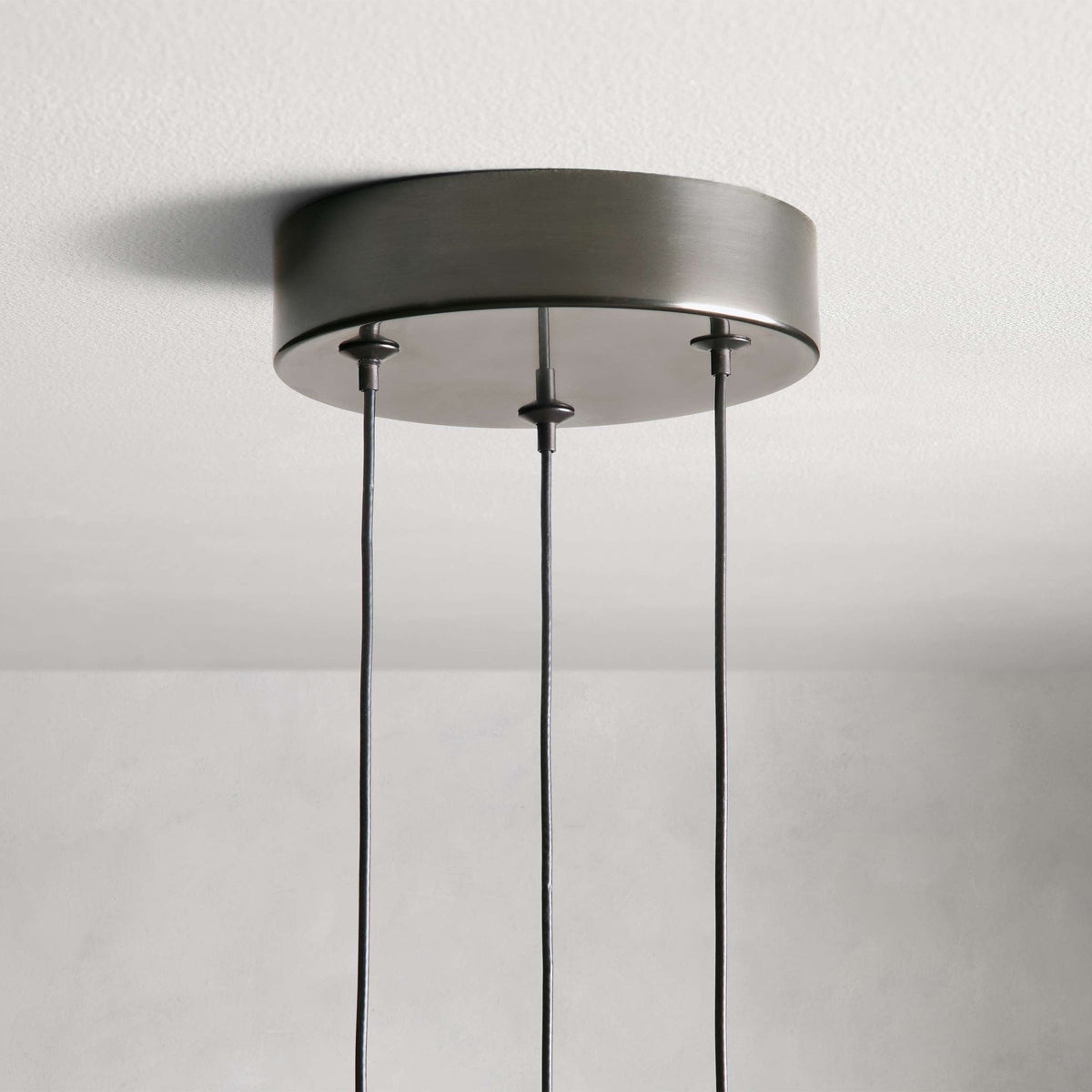 Solitaire Single/3-Light Pendant