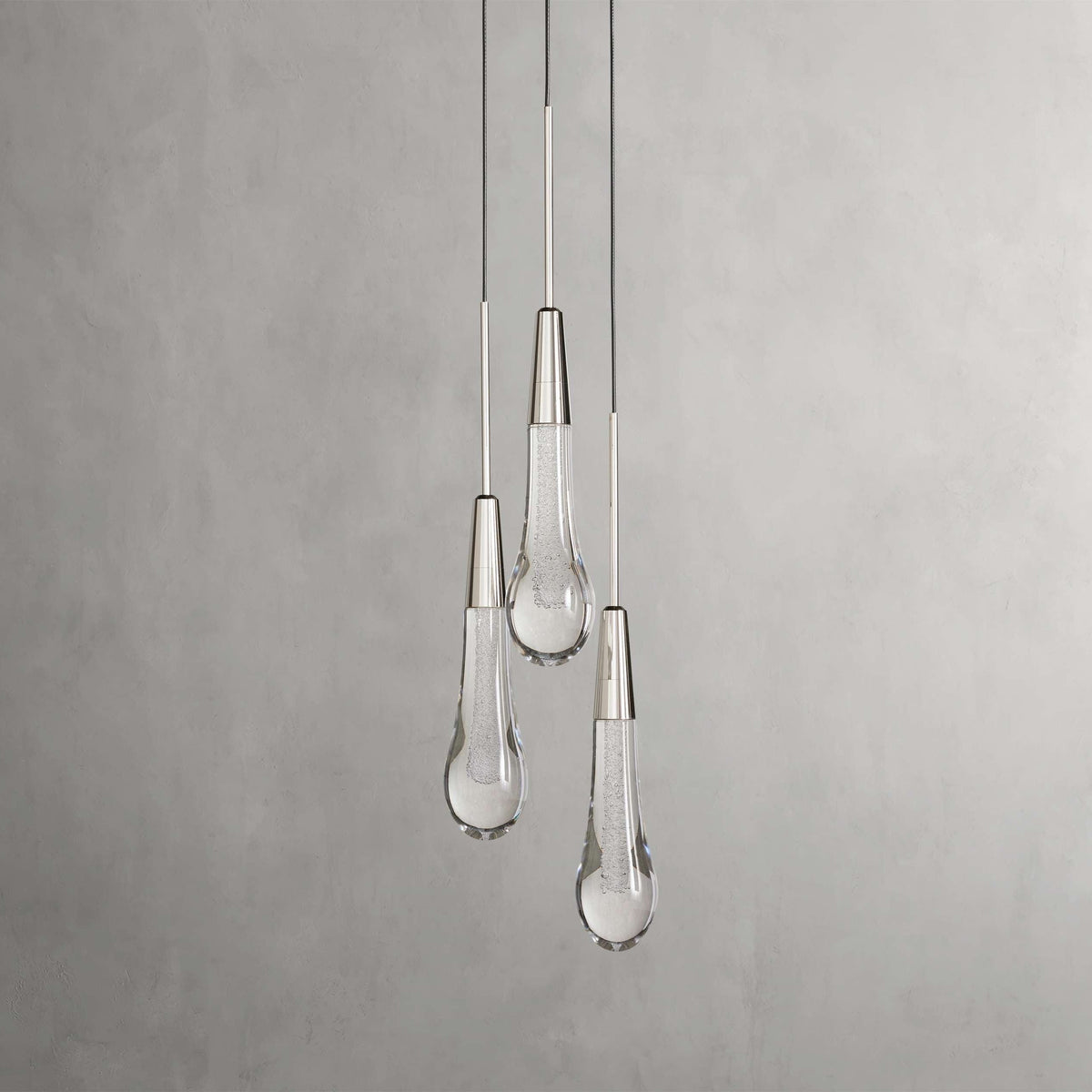Solitaire Single/3-Light Pendant