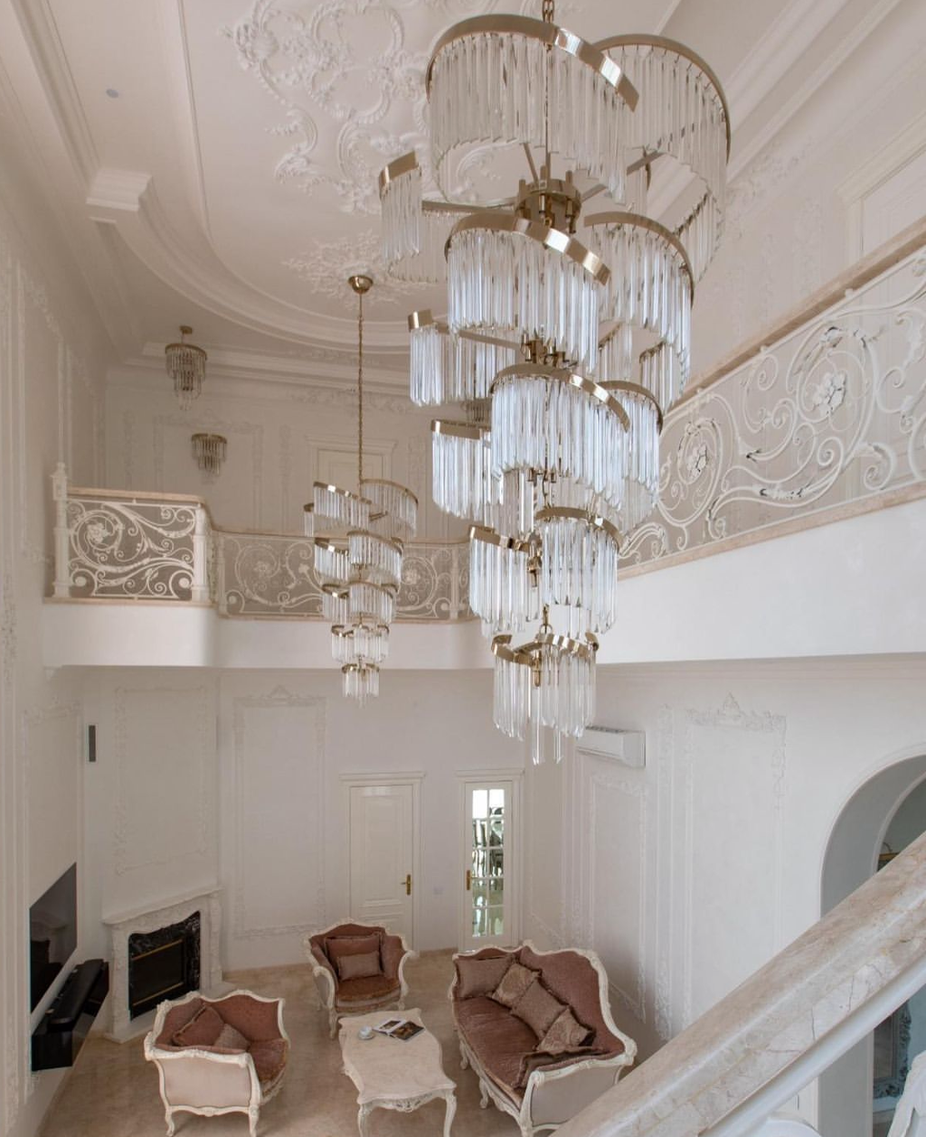 Oversized Modern Designer Creative Multi-tiered Luxury Spiral Crystal Chandelier  For High-ceiling Foyer/Entryway/Hallway